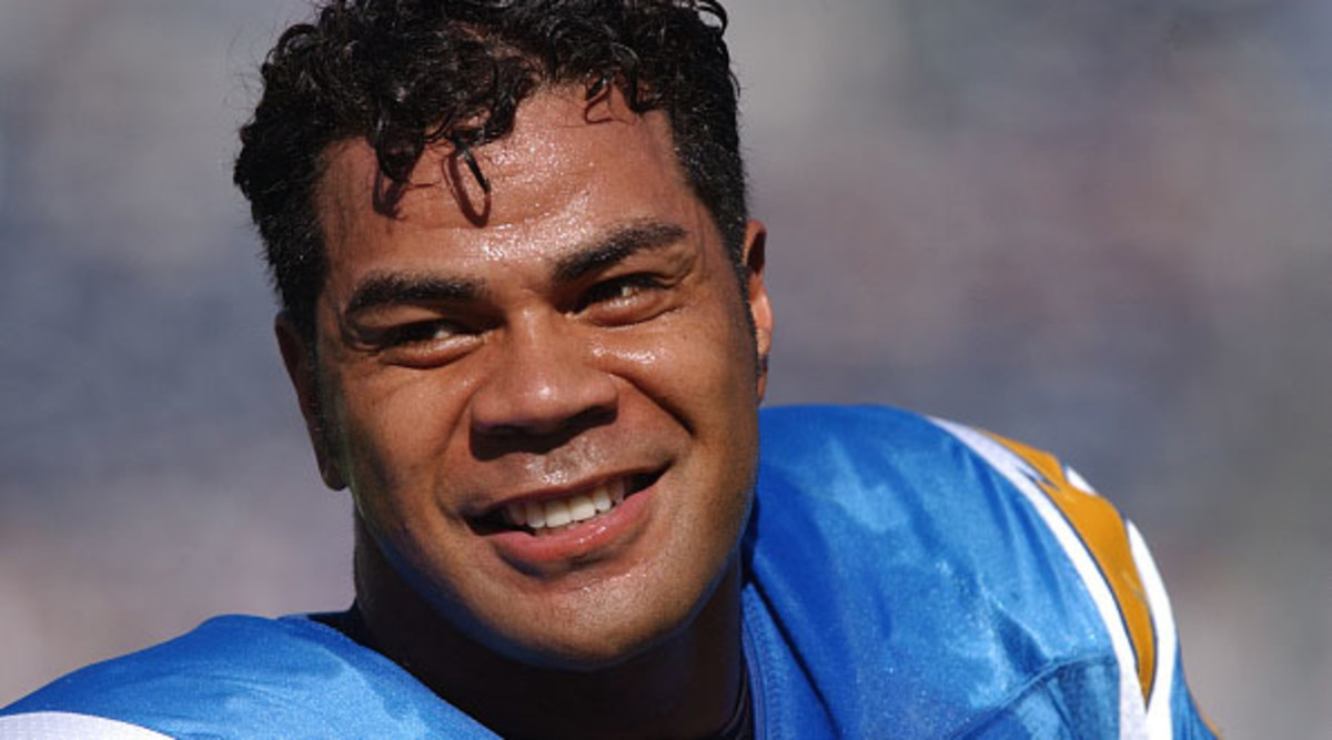 Q&A: Junior Seau - SI Kids: Sports News for Kids, Kids Games and  More