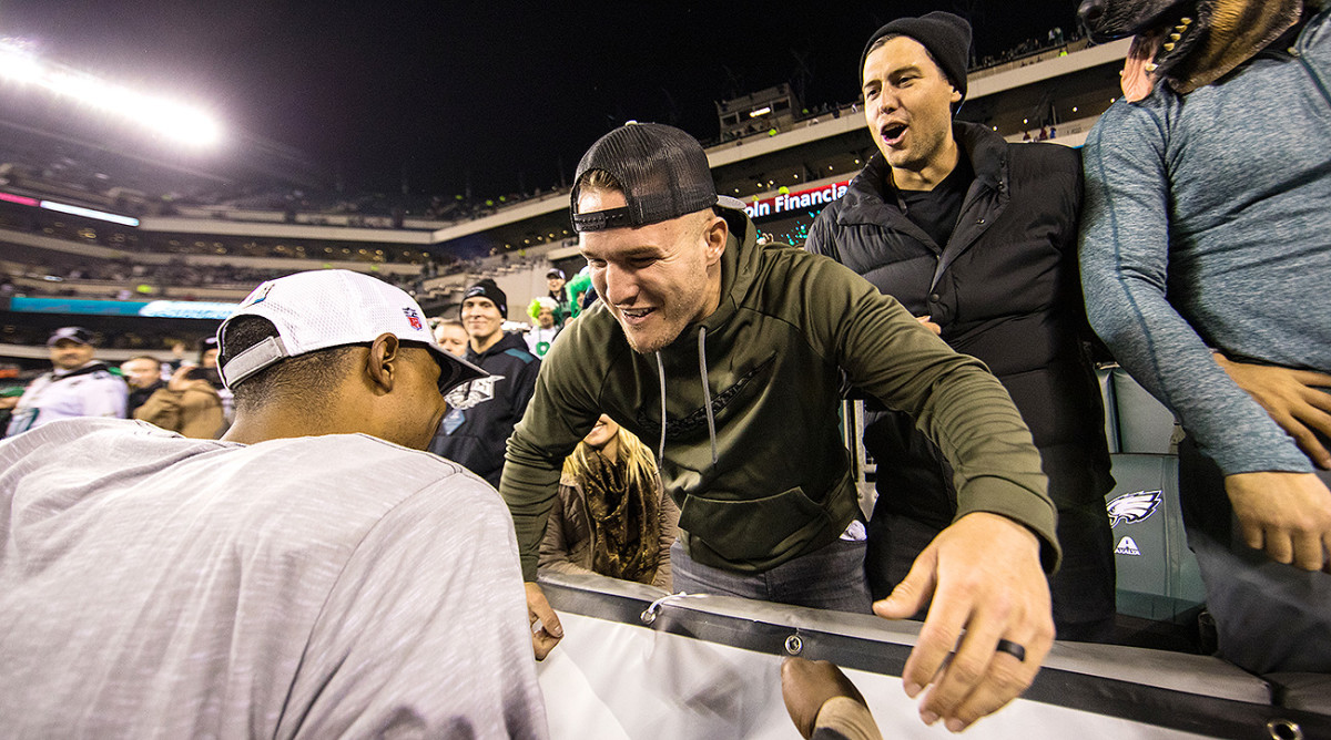 N.J.'s Mike Trout's new Eagles season tickets have incredible view