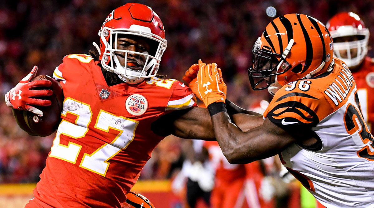 There is reportedly no evidence the NFL or the Kansas City Chiefs asked for  Kareem Hunt's public records until after disturbing video was leaked