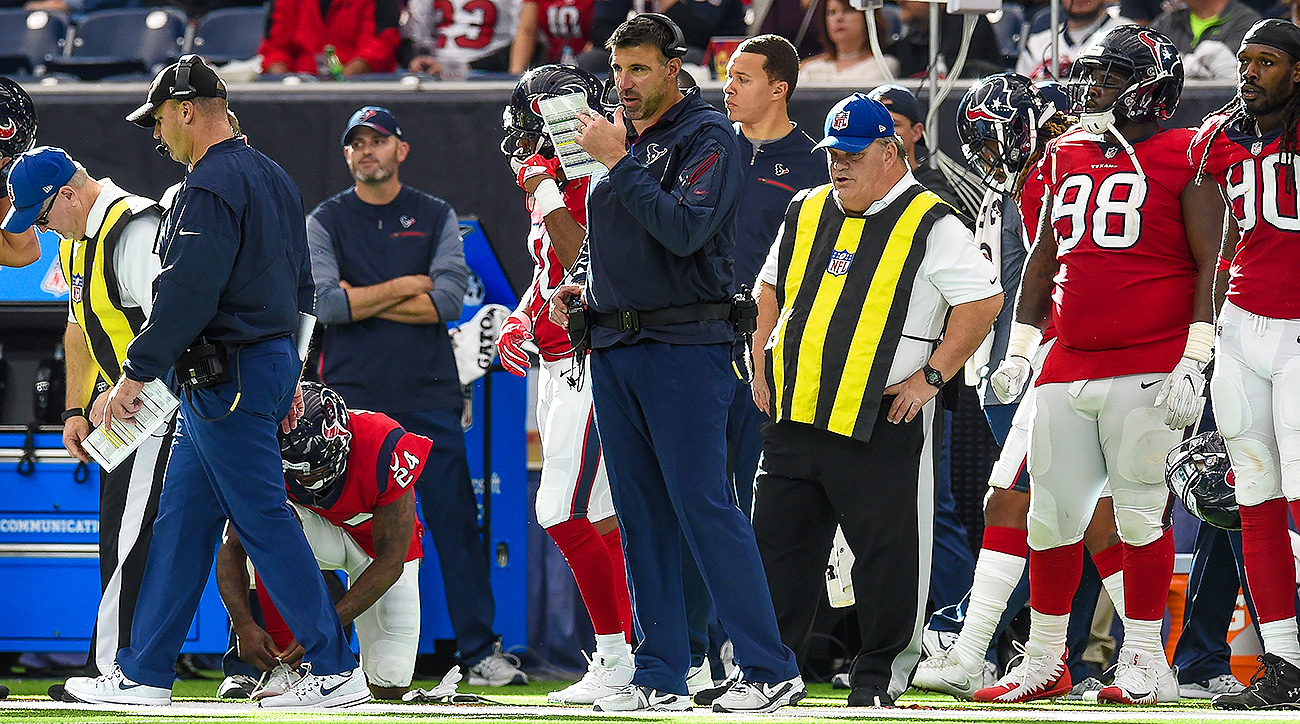 Titans coaching search: Mike Vrabel becomes first to interview