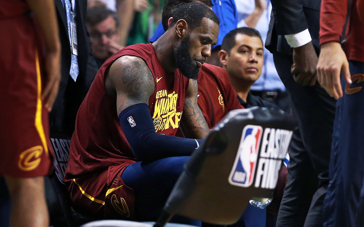 Lakers Rumors: Optimism 'growing' that LeBron could return vs. Celtics -  Silver Screen and Roll