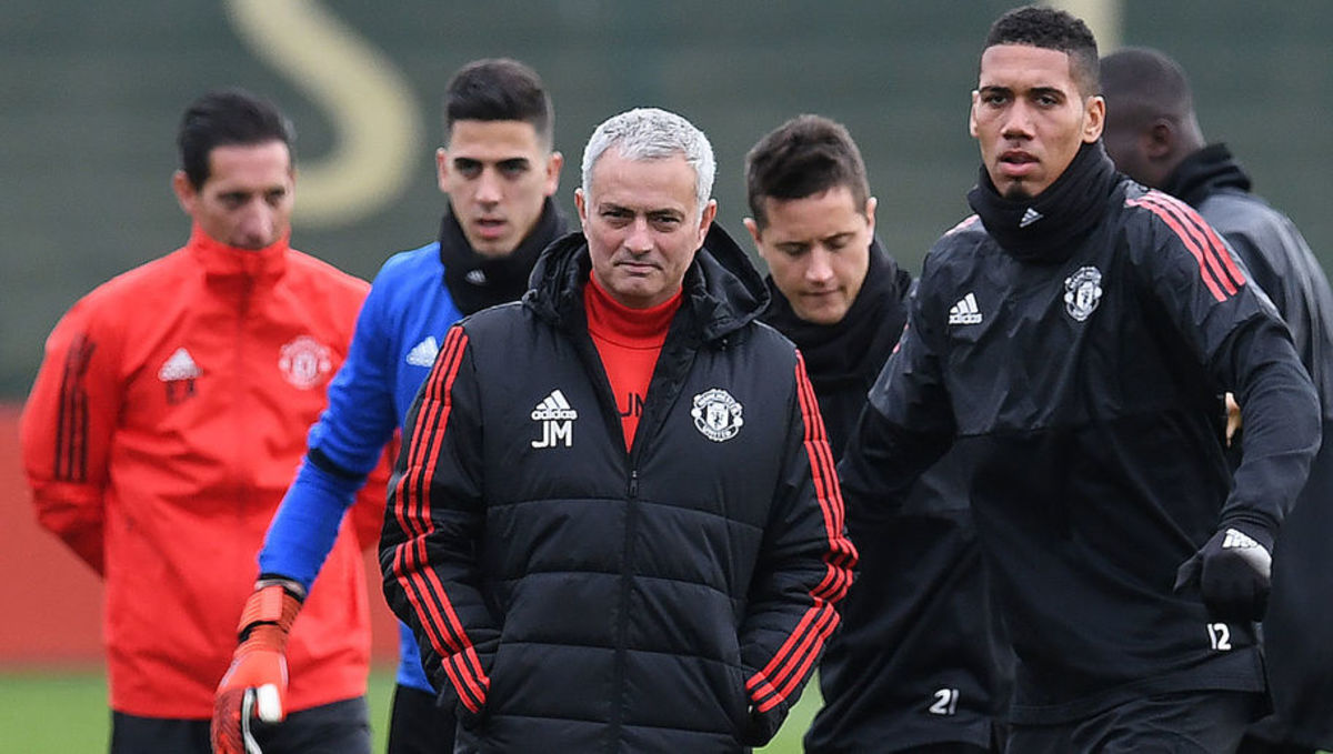 Man Utd Defender Chris Smalling Reveals Jose Mourinho's ...