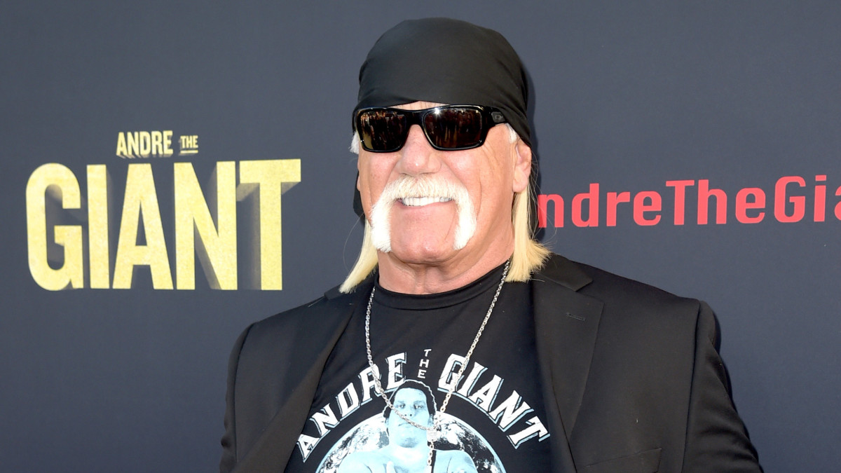 Hulk Hogan return: WWE promotes Crown Jewel comeback - Sports Illustrated