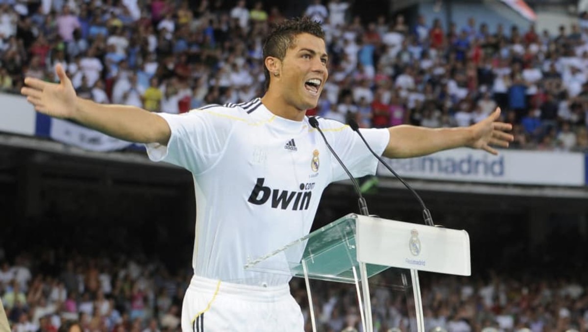On This Day in 2009: Cristiano Ronaldo Was Officially Unveiled as ...