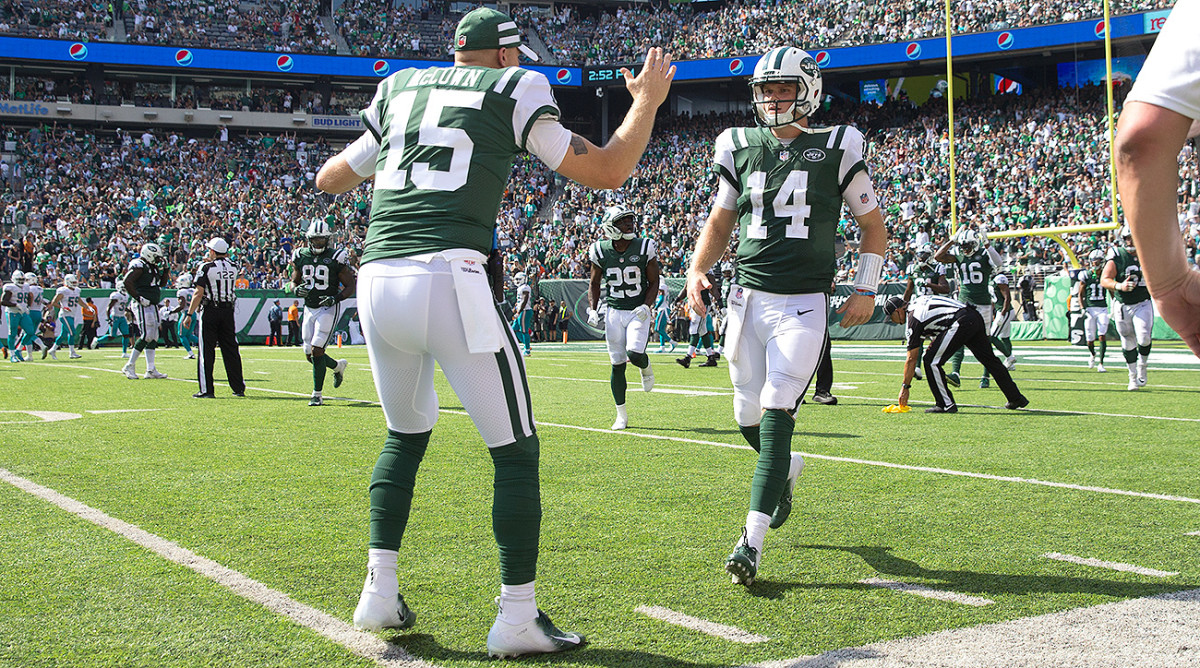 Sam Darnold asking mentor Josh McCown for help – with his hair