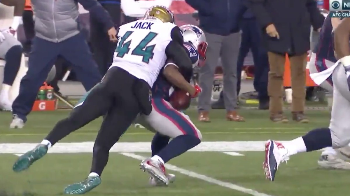 WATCH: Myles Jack spoils Patriots' trick play with great strip of Dion  Lewis 