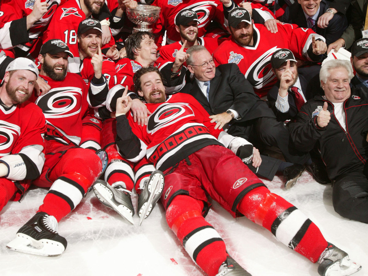 Justin Williams to make season debut at perfect time for Hurricanes