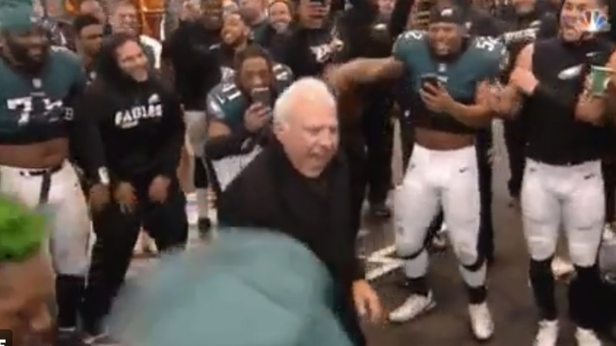 Jeffrey Lurie Dances Like Dad After Eagles Top Falcons