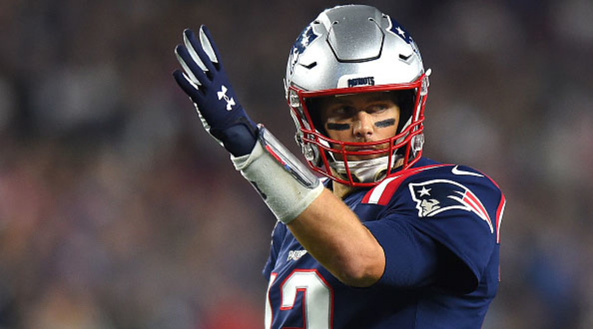 Tom Brady: 'Pro football is more glorified college football'