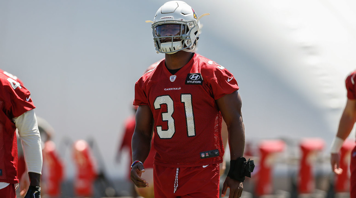 David Johnson holding out from Cardinals' mandatory minicamp