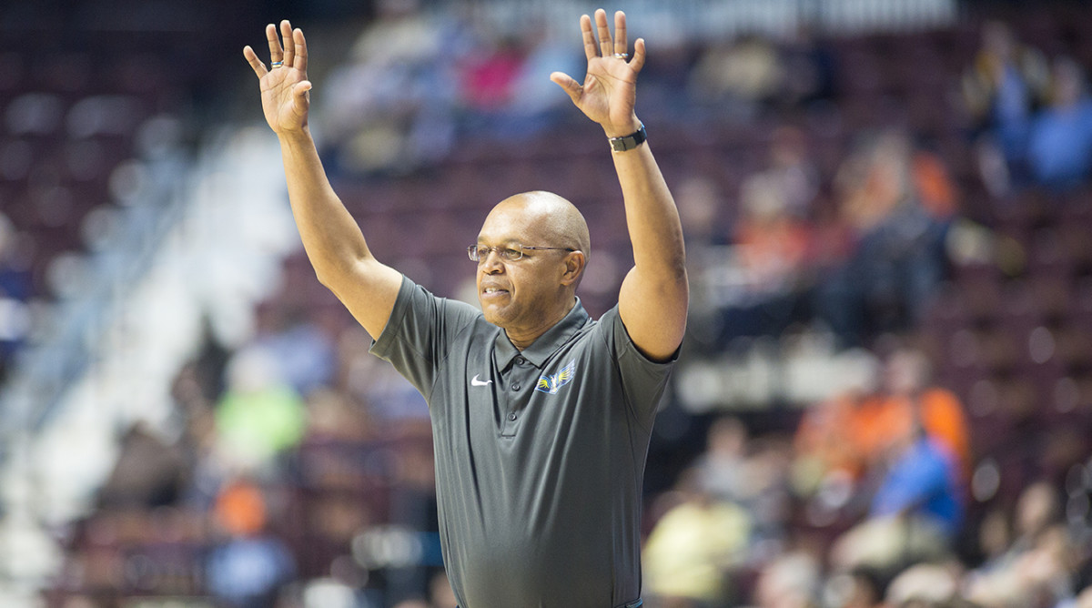 Wings coach Fred Williams fired after postgame altercation with CEO 