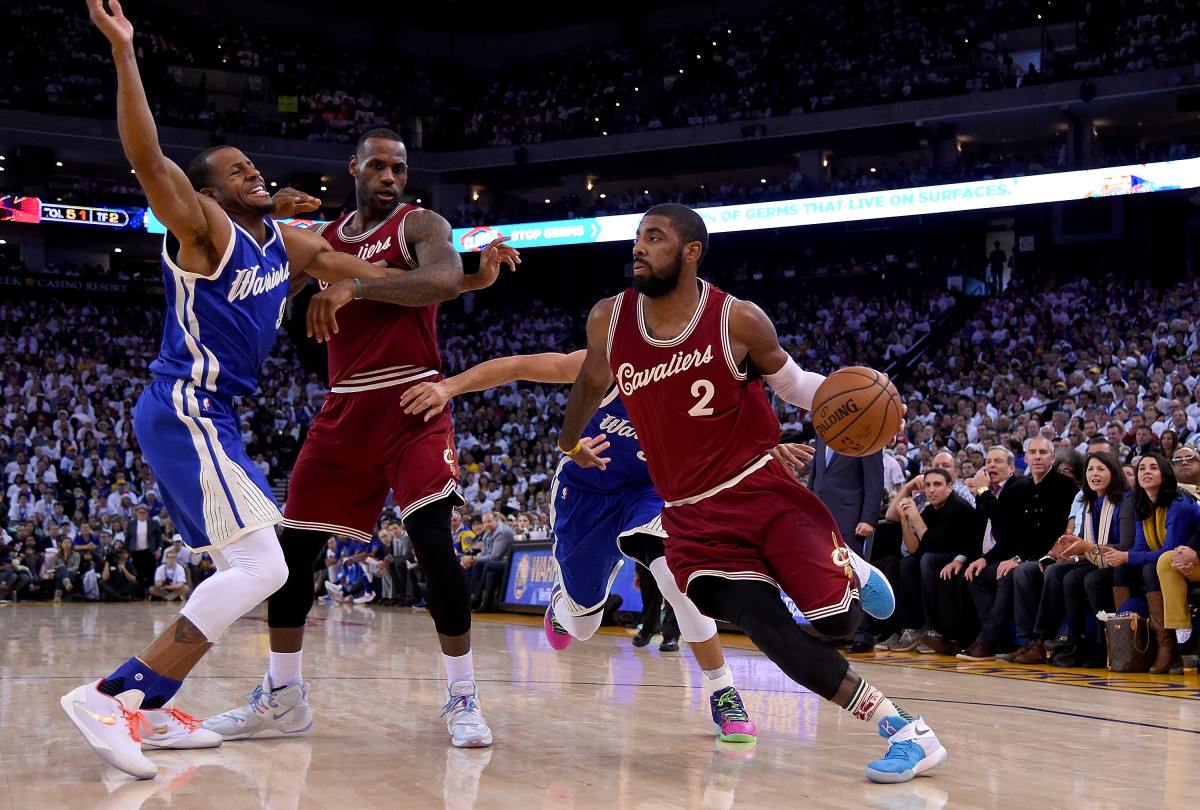 Should NBA bring back Christmas jerseys? Devin Booker thinks so