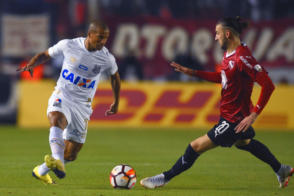 independiente-v-santos-copa-conmebol-libertadores-2018-5b86735d11ab2bcad5000016.jpg