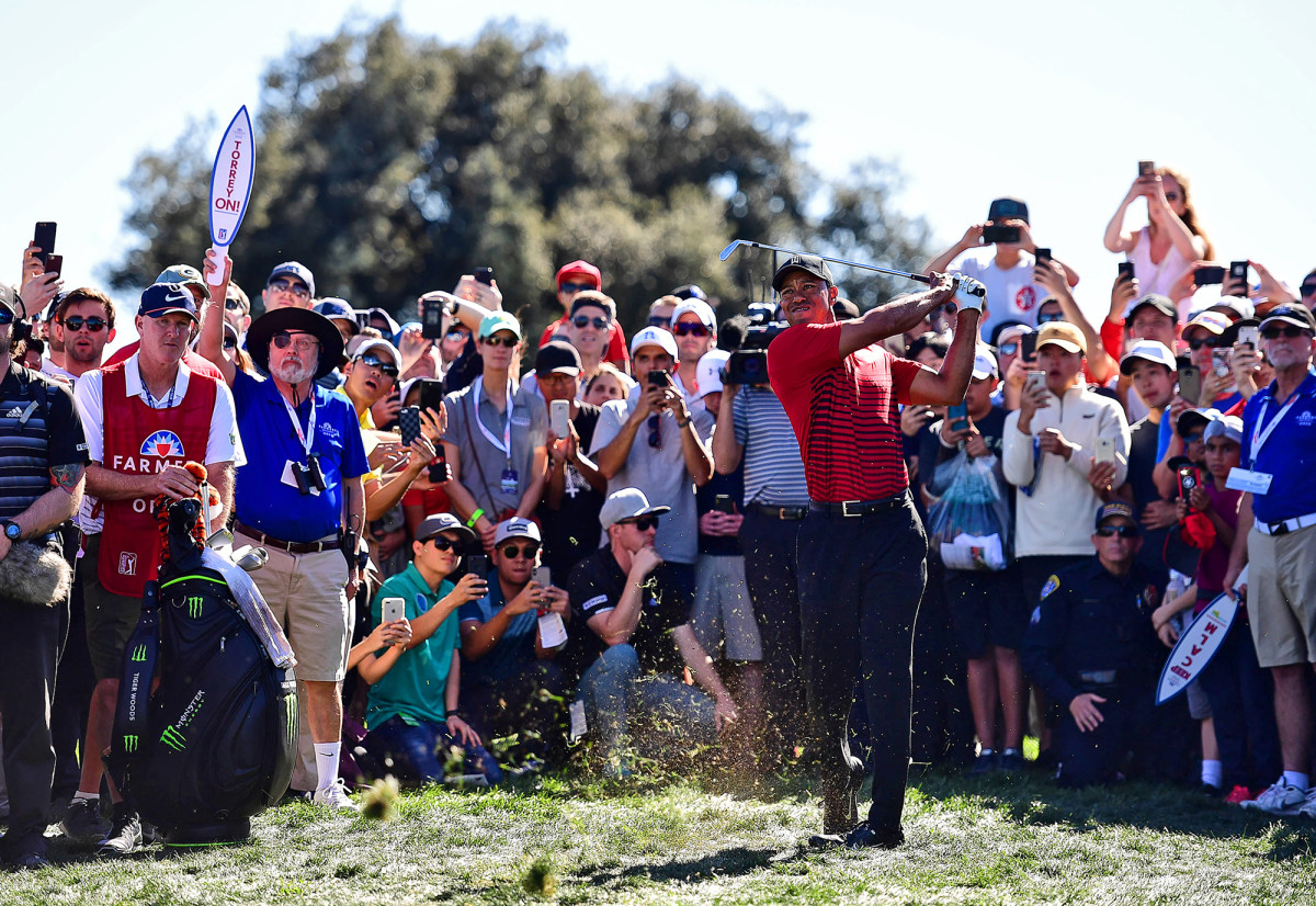 Tiger Woods at the PGA Farmers Insurance San Diego Open Torrey Pines on Day 4