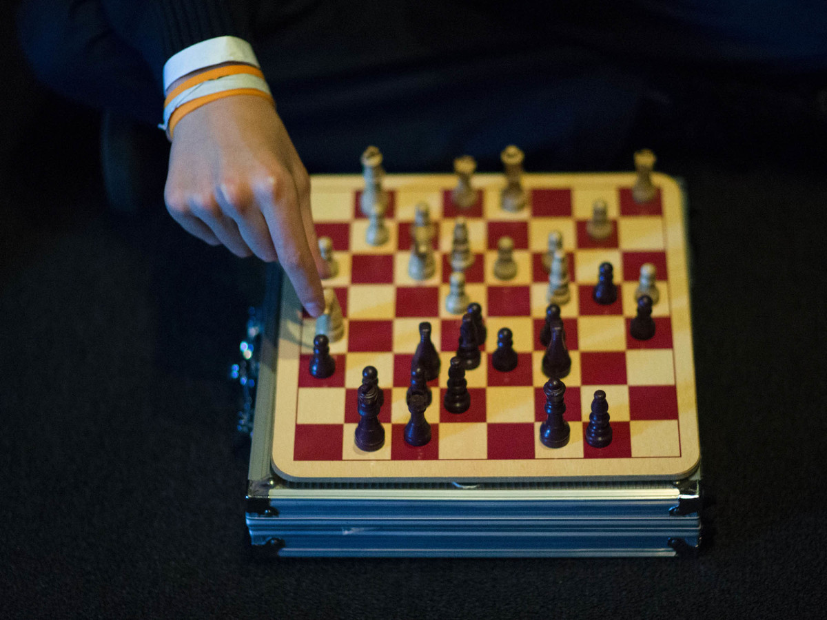 International Chess Federation Bars Males from Women's Division