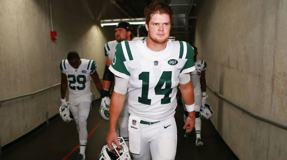 New York Jets' Sam Darnold throw pick-6 on first NFL play