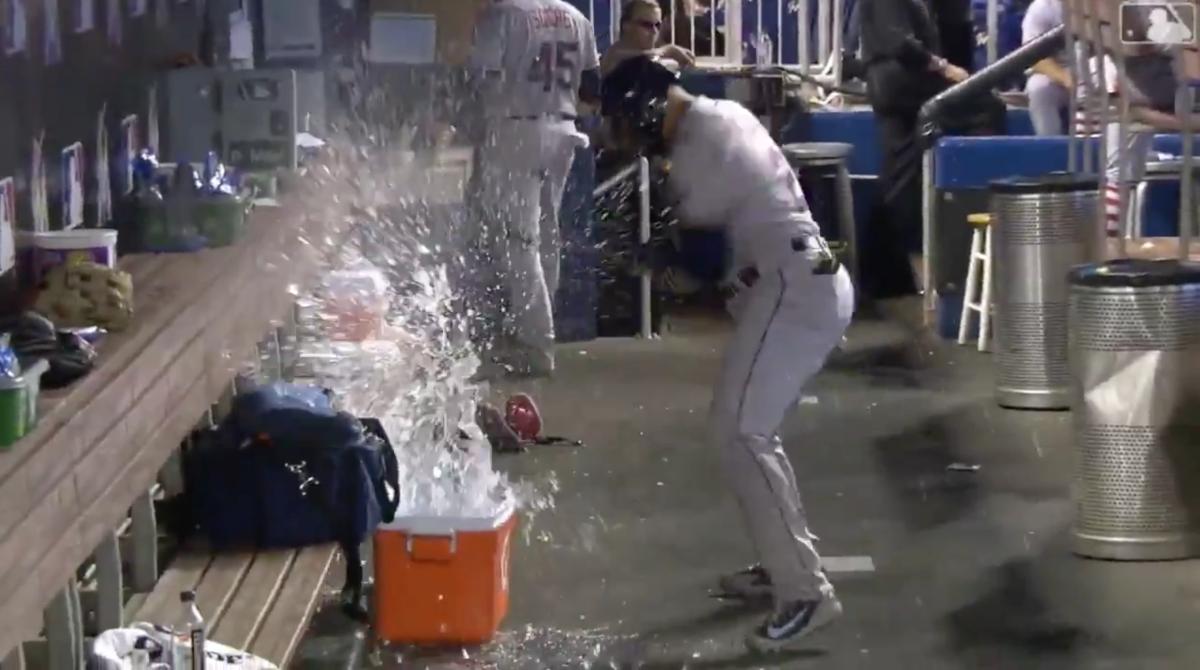 Carlos Gomez took a hilarious slow-mo dive after fastball to ribs