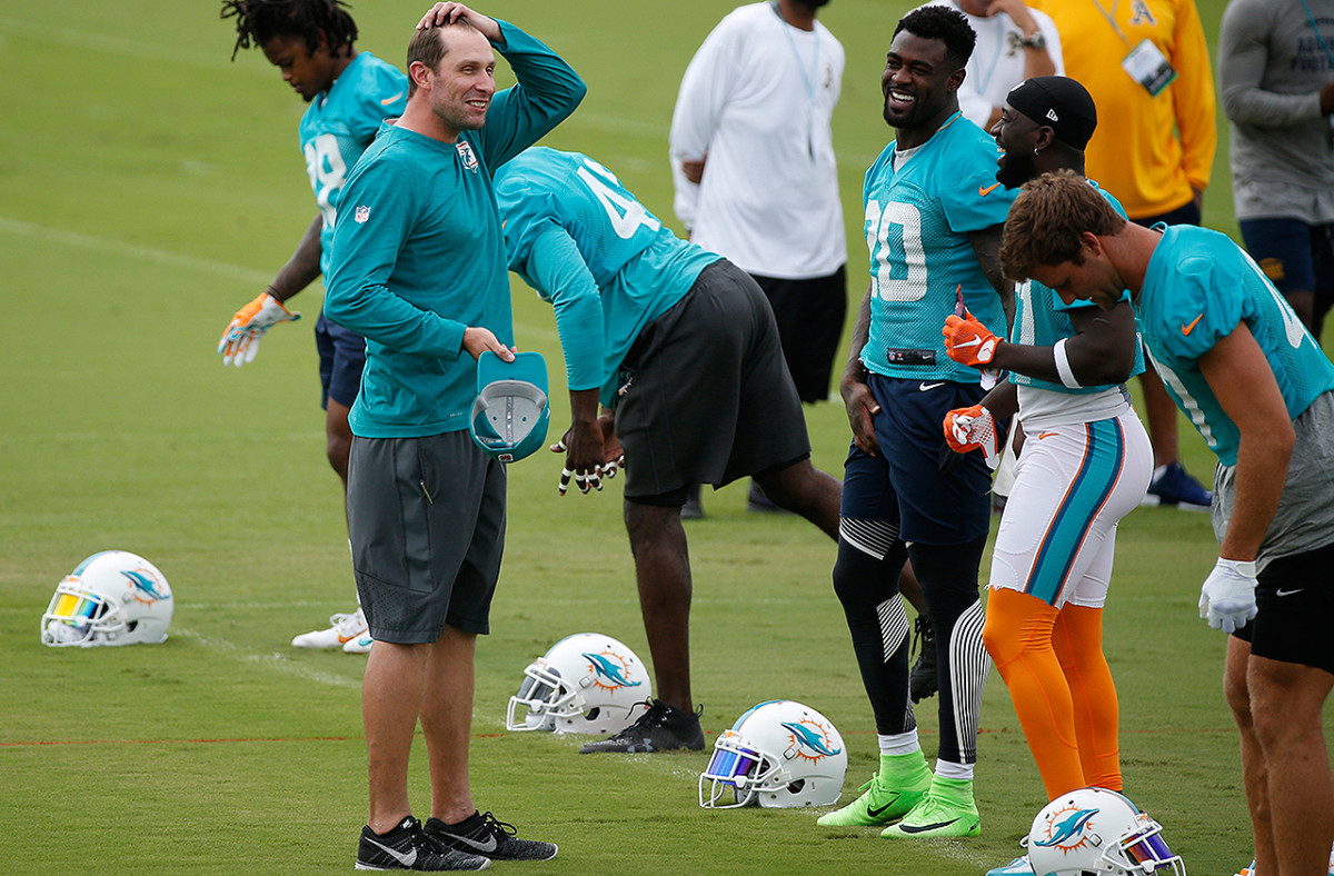 dolphins-minicamp-adam-gase.jpg