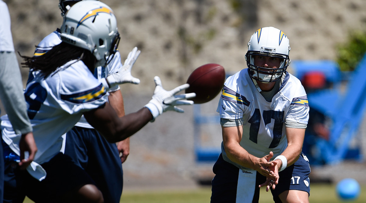 chargers-minicamp-rivers-gordon.jpg