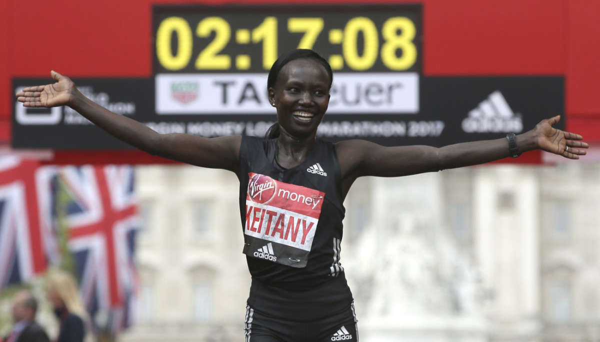 Mary Keitany breaks women's-only marathon world record ...