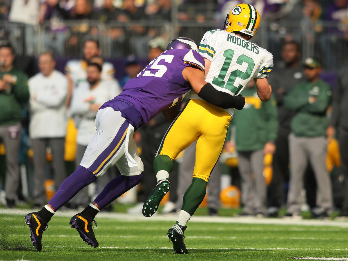 aaron-rodgers-injury-packers-vikings.jpg