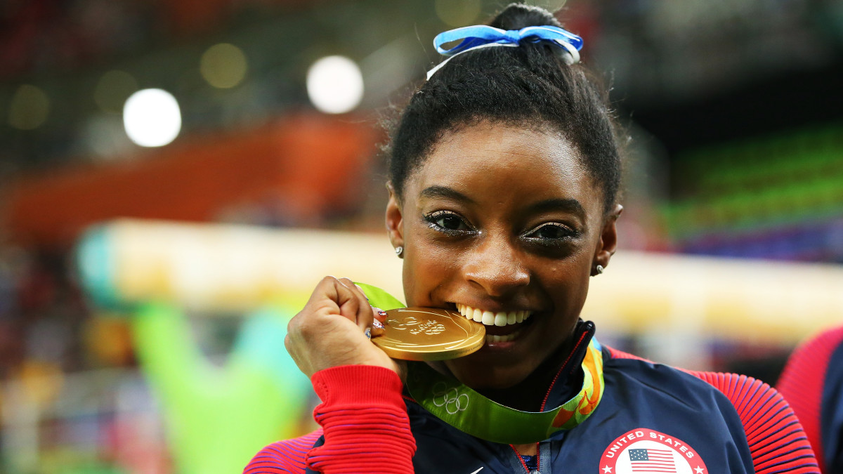 Simone-Biles-Alex-Livesey.jpg