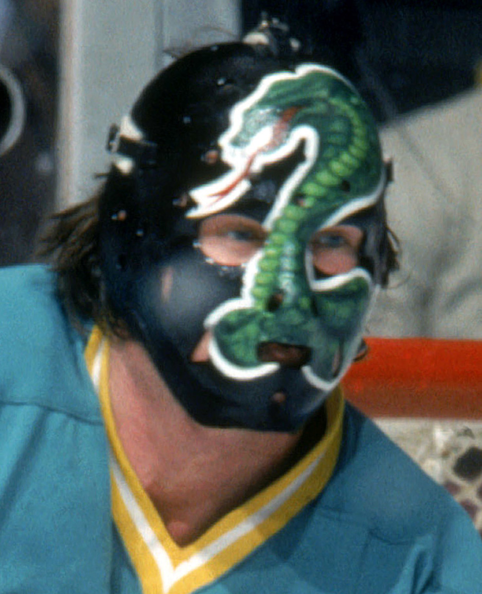 1970s-Gary-Simmons-goalie-mask.jpg