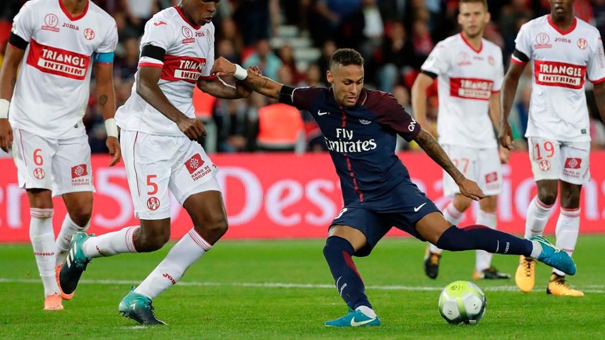 Neymar: records two goals, two asists in home debut with PSG - Sports ...