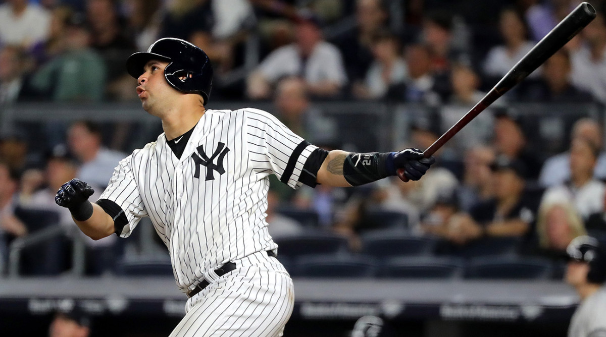 Fan at Yankee Stadium ejected for yelling pitch location