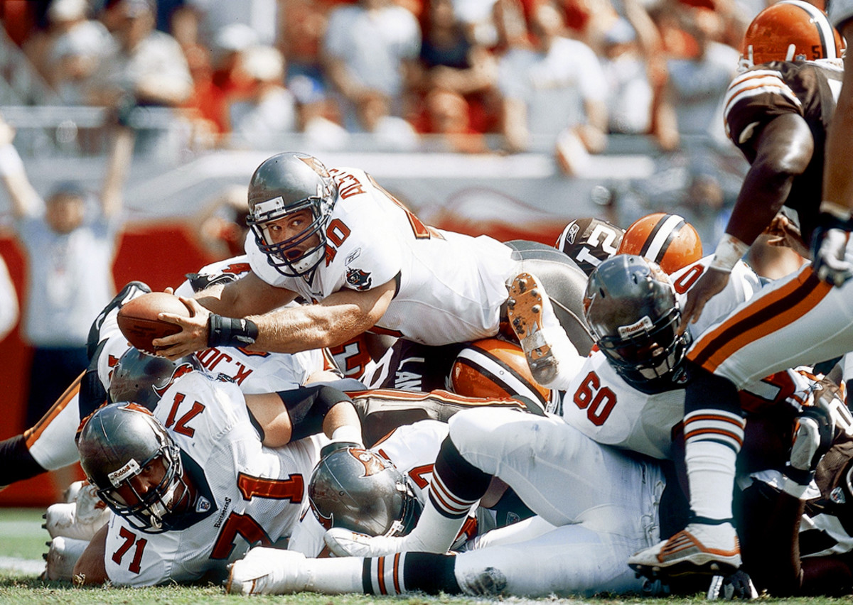 Tampa Bay Buccaneers beat Okland Raiders in Super Bowl - Sports Illustrated  Vault