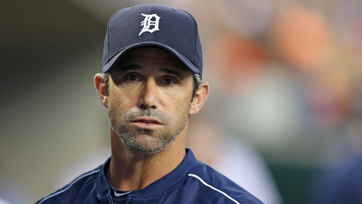 You can bid for Tigers manager Brad Ausmus' hoodie & cap from