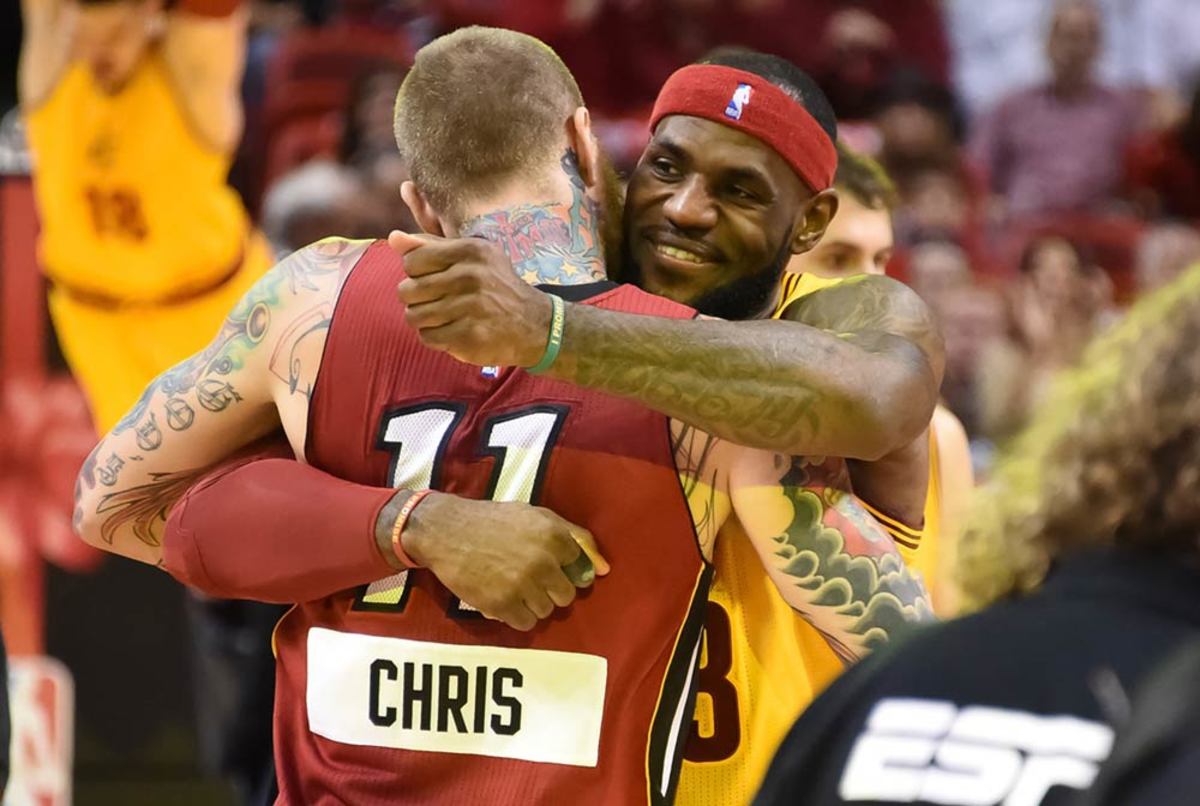 lebron-hug14.jpg