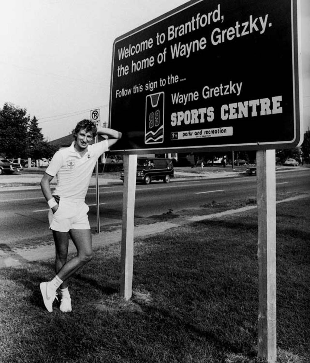 bmo wayne gretzky brantford hours