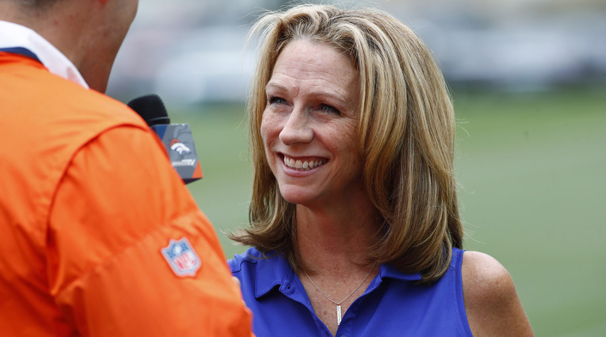 Longtime ESPN play-by-play commentator Beth Mowins to call Monday Night  Football, partner with CBS