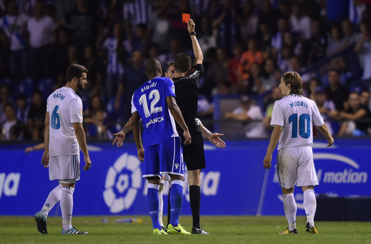 FBL-ESP-LIGA-DEPORTIVO-REALMADRID