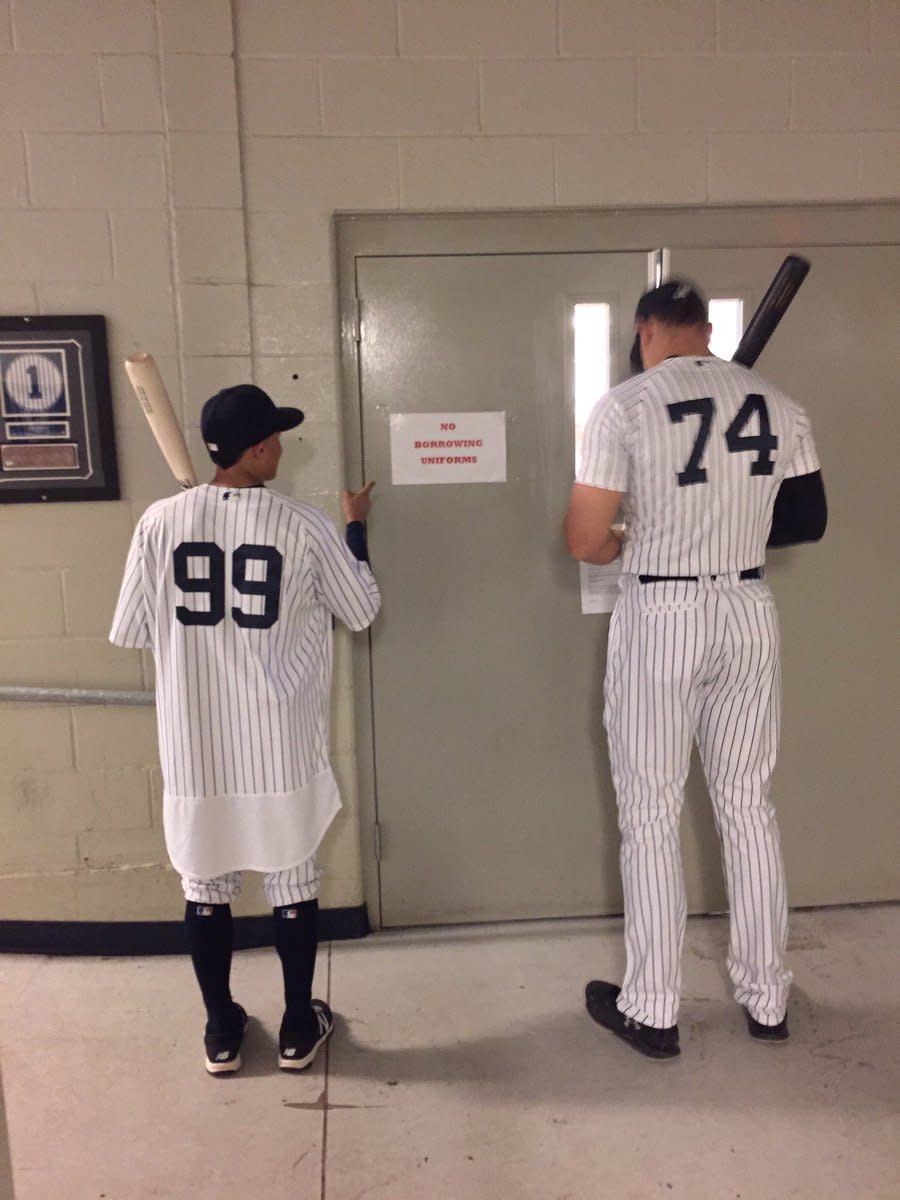 Ronald Torreyes wore Aaron Judge's jersey in a photoshoot, and he might  have gotten lost in it