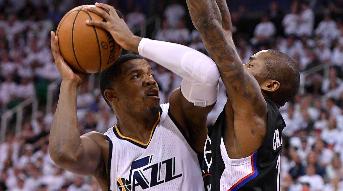 Players provides. Джо Джонсон. Joe Johnson NBA. Кэм Джонсон баскетбол. Between Waves Джо Джонсон.