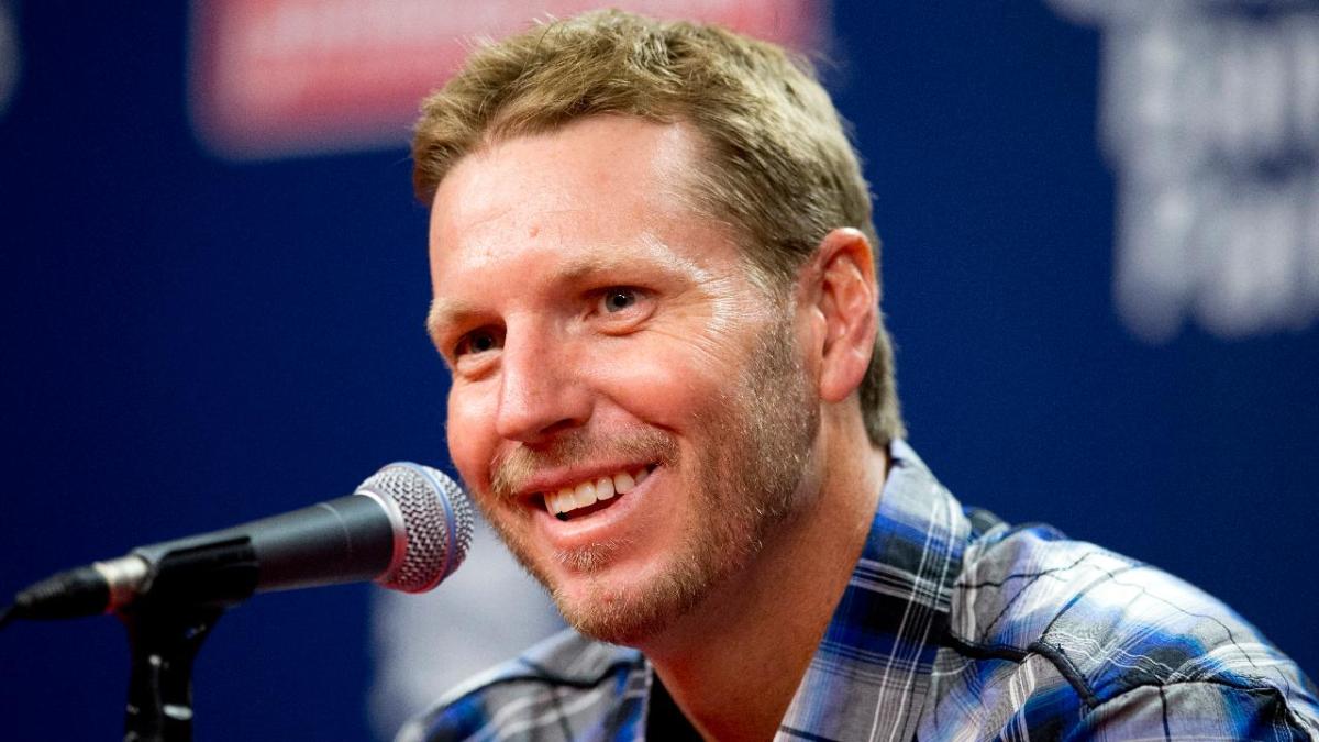 Boston radio host mocks Roy Halladay: 'He got what he deserved