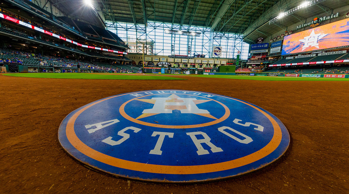 Hurricane Harvey moves Astros-Rangers series to the Rays' field in Florida