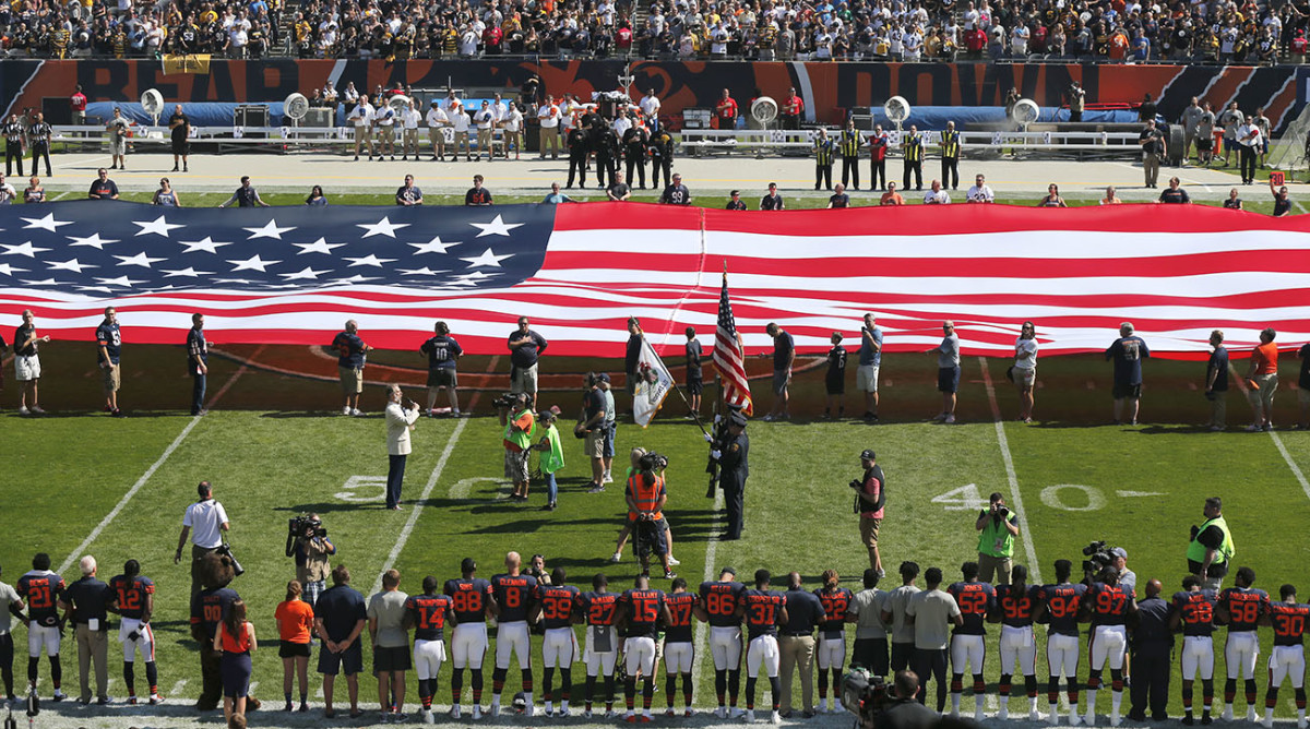 Philadelphia Eagles players protest during National Anthem at Bears game -  ABC7 Chicago