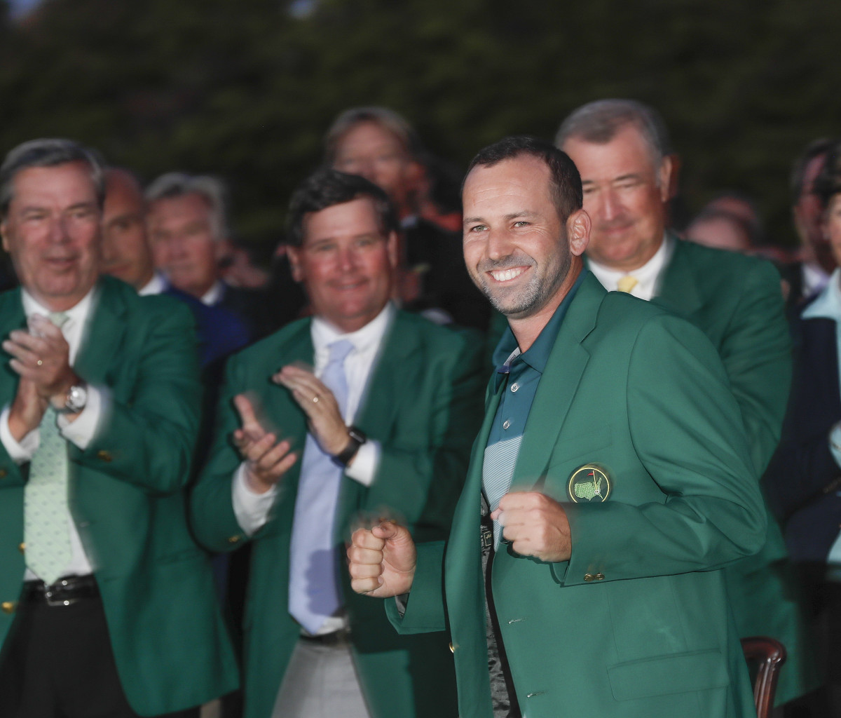 Masters-style green jacket bought for $5 sells for $139K - Sports ...