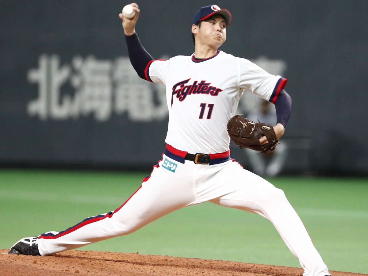 Before Shohei Ohtani became a star, he played for the Hokkaido Nippon-Ham  Fighters 🈳 Now is your chance to bid on this unique Hokkaido…