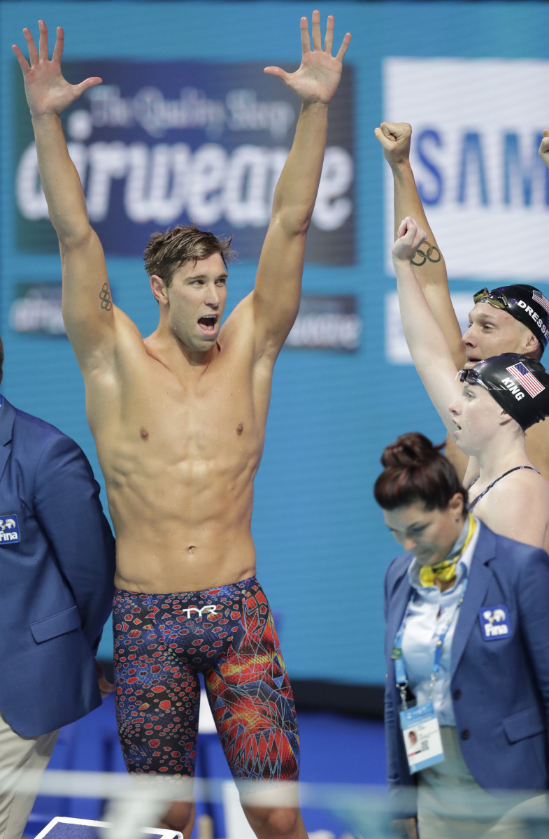 us-sets-world-record-in-prelims-of-mixed-medley-relay-sports-illustrated