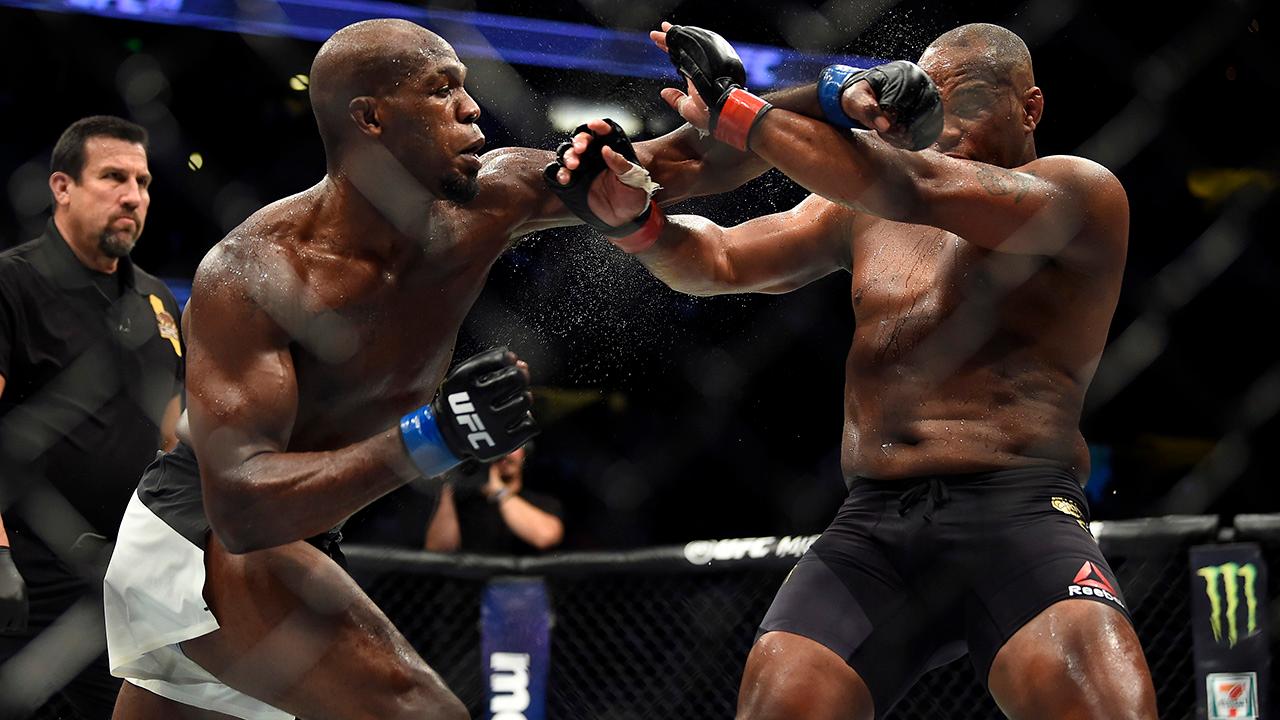 Jon Jones vs Daniel cormier