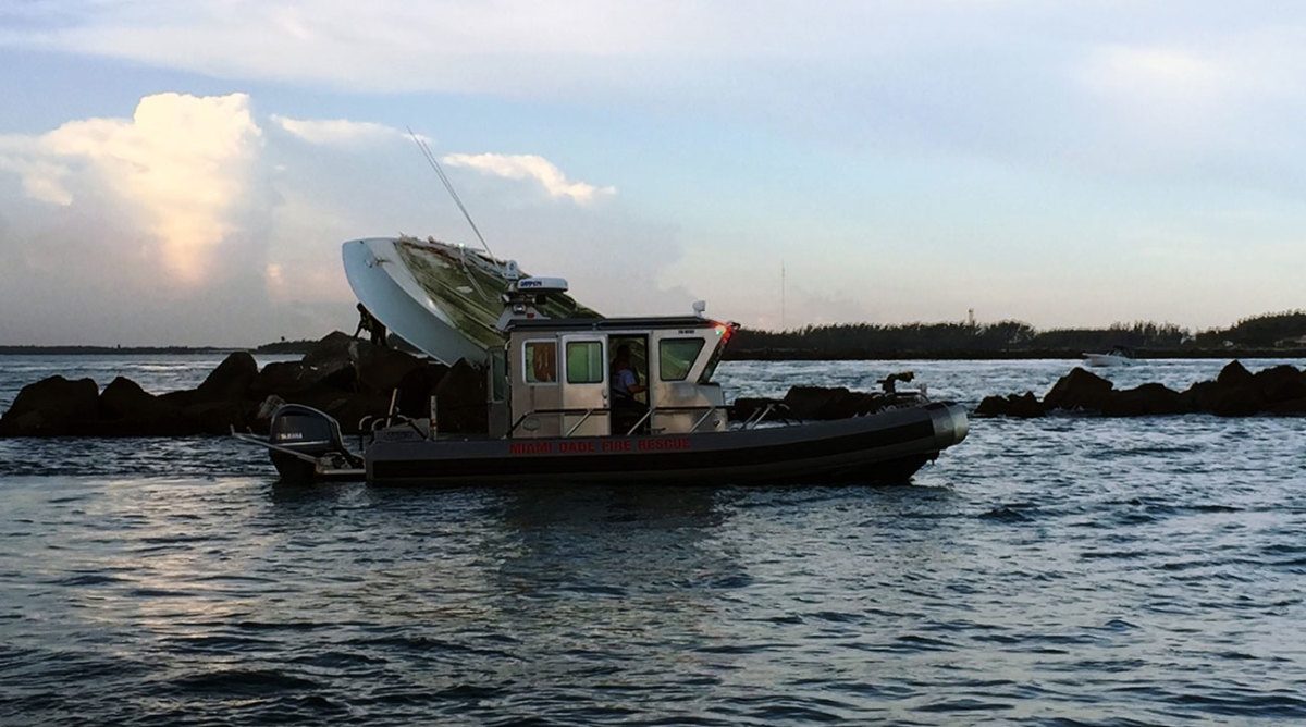 Miami Marlins pitcher Jose Fernandez dies in boat crash