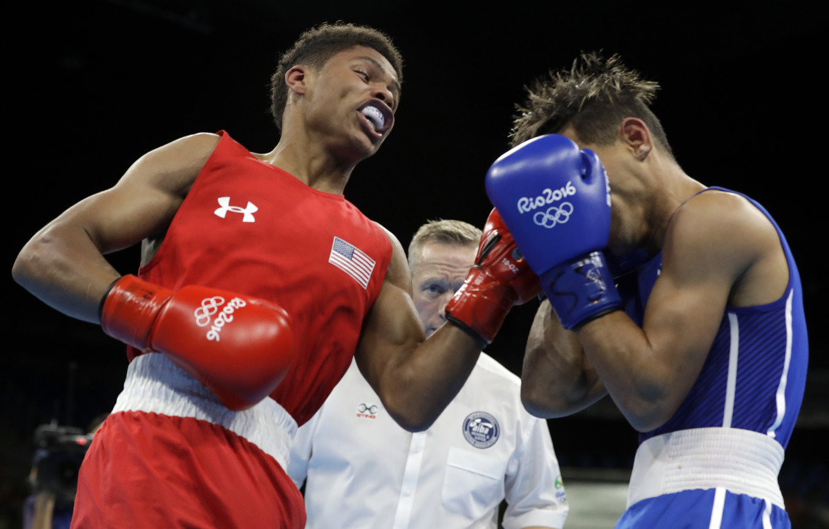 Bid For Gold Behind Them Olympic Boxers Go For Pro Riches Sports 