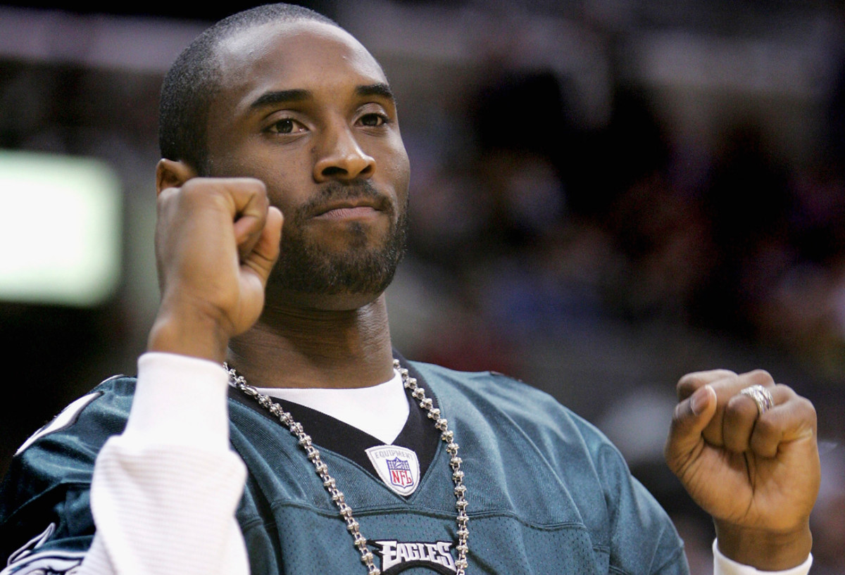 Lakers legend Kobe Bryant is supporting his hometown Eagles in