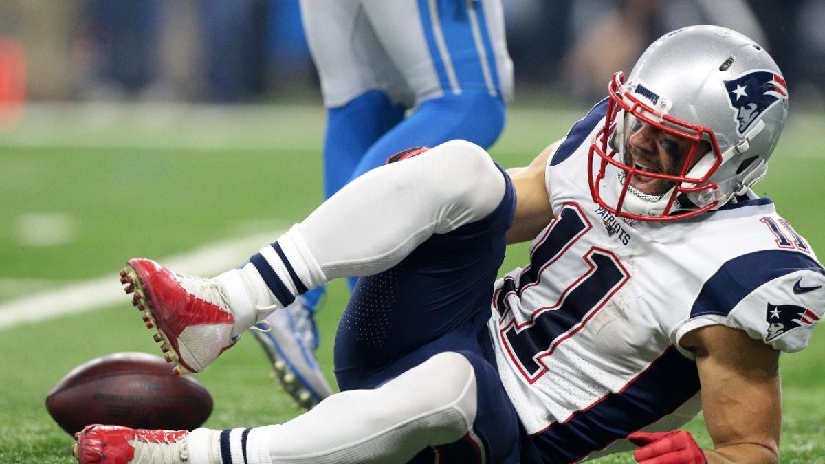 Edelman injured in Patriots' 30-28 win over Lions