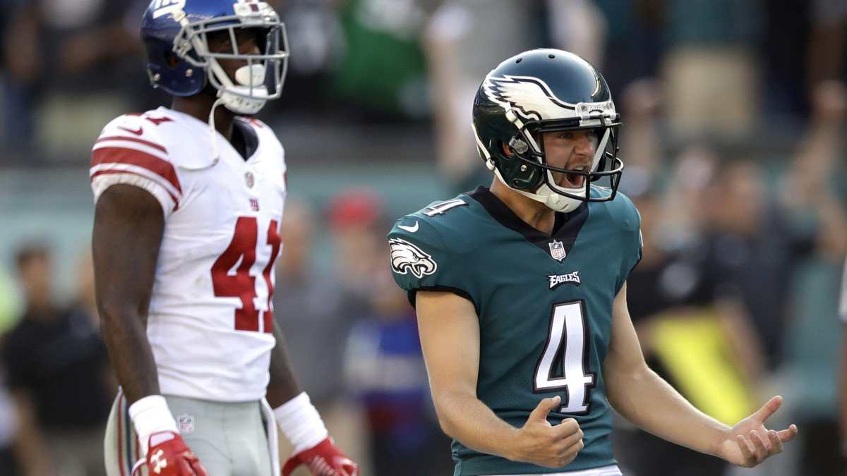 Watch Eagles kicker Jake Eliott's parents celebrate his 61-yard