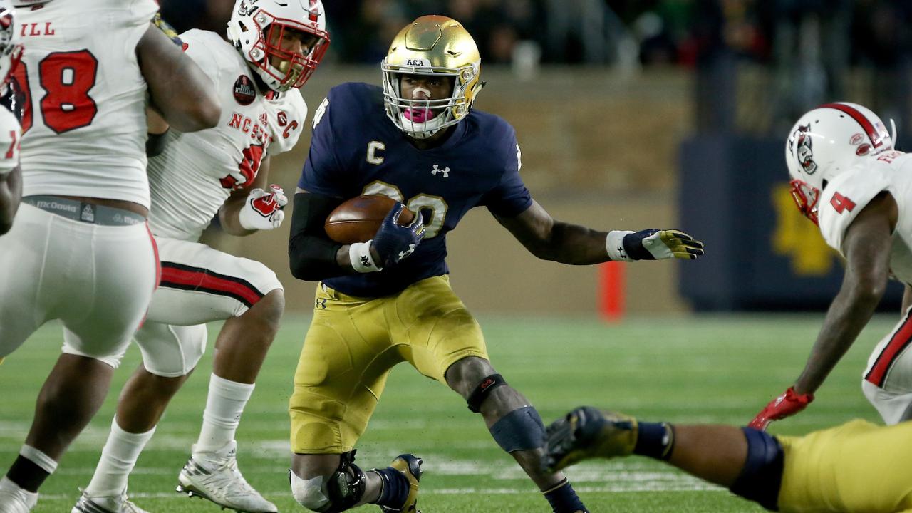 College Football Playoff Projections: Notre Dame Back in the Field ...